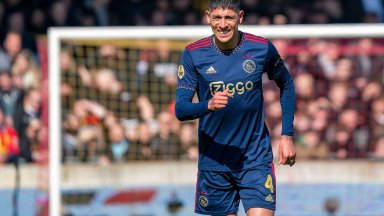 Ajax werkt aan terugkeer Edson Álvarez te midden van concurrentie van Real Sociedad