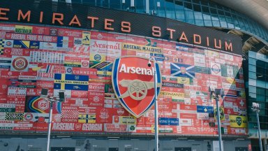 Arsenal ontslaat medisch hoofd na aanhoudende blessures Timber