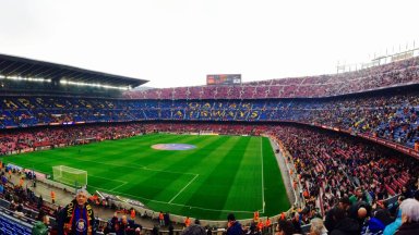 Barcelona zoekt spoedkrediet voor Camp Nou-verbouwing na kostenoverschrijding