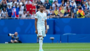 Bayern München wil Michael Olise langer vastleggen met forse salarisverhoging