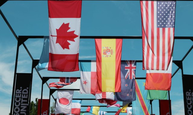 Canada overleeft Zuid-Afrika en plaatst zich voor achtste finales WK