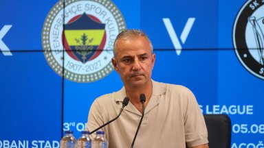 Coach Fenerbahçe stapt op na Champions League-duel, maar voorzitter weigert ontslag