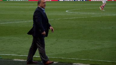 Advocaat met Curaçao kwartfinalist Nations League na gelijkspel tegen Trinidad en Tobago