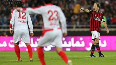 Duizenden nemen afscheid van AC Milan-legende Franco Baresi