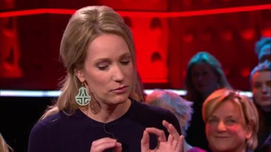 Hélène Hendriks geeft Frenkie de Jong spottende bijnaam na optreden tegen Zweden