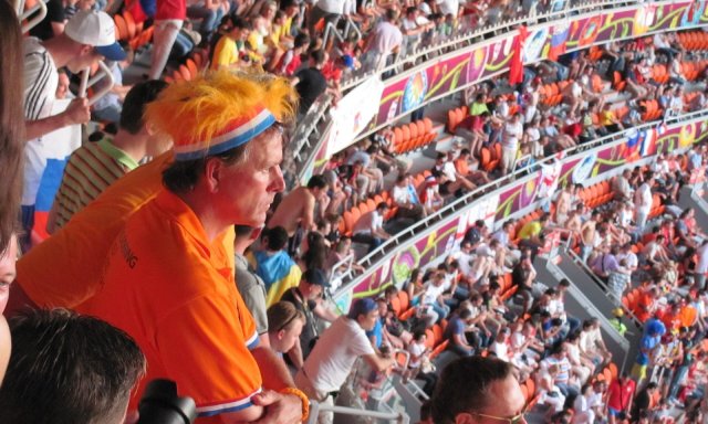 Koeman past opstelling Nederlands elftal aan voor laatste groepswedstrijd WK tegen Tunesië