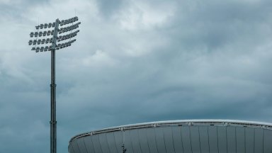 Onweer dreigt duel Oranje tegen Tunesië te vertragen op het WK