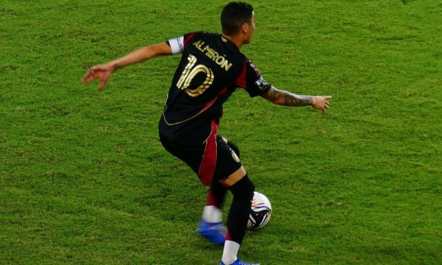 Bondscoach Paraguay: "Regels mogen het karakter van voetbal niet verstikken"
