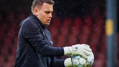 Doelman Timon Wellenreuther maakt overstap van Feyenoord naar VfL Wolfsburg