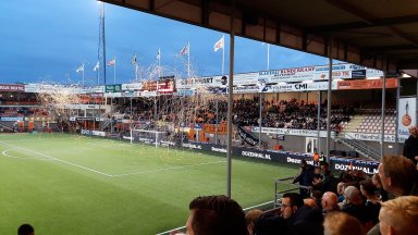 Volendam maakt valse start in eerste divisie na verlies tegen Jong PSV