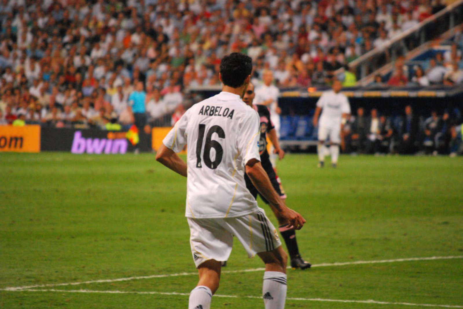 Arbeloa in gesprek met Fulham na afwijzing Slot door Liverpool-trainer