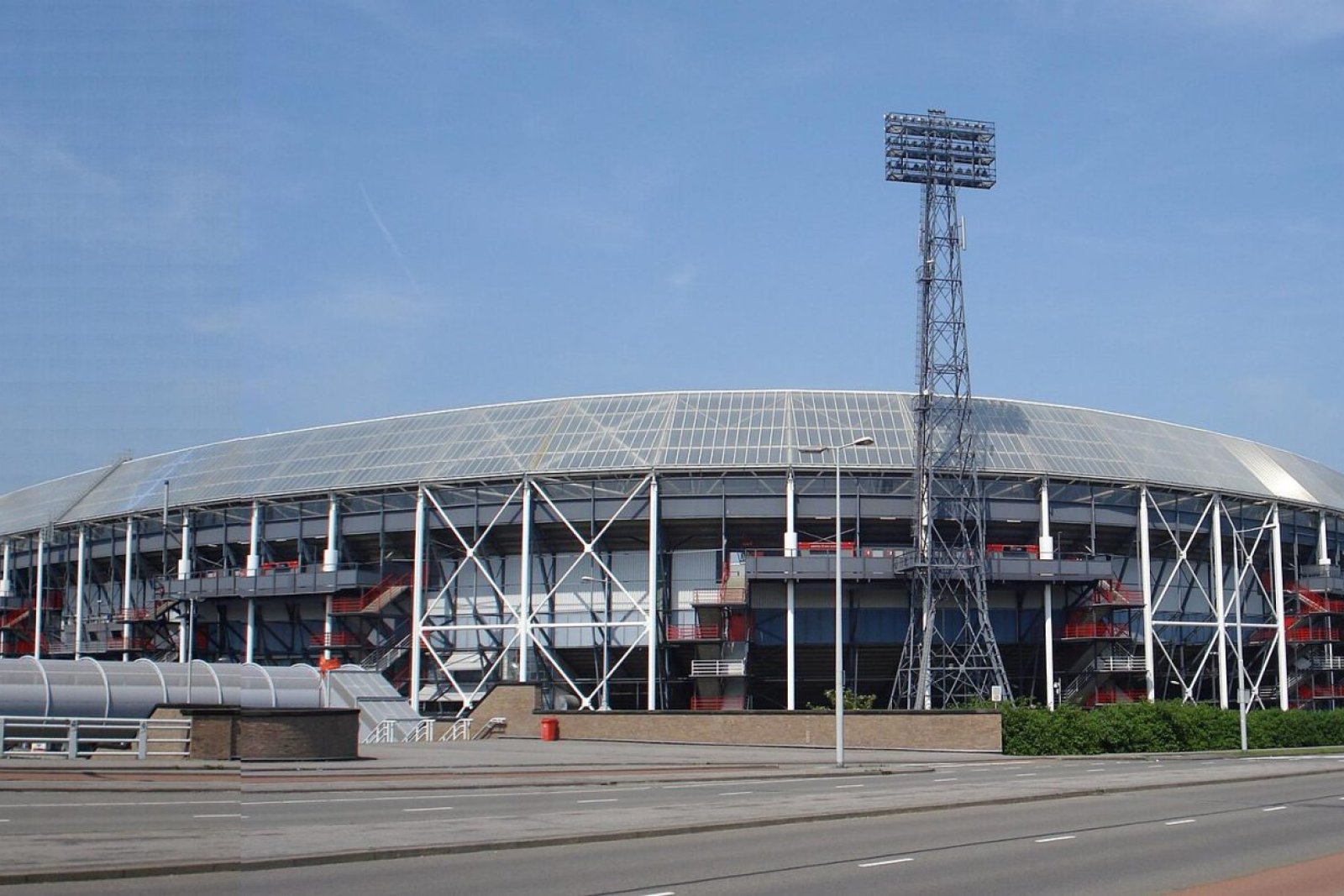 Behouden, verhuren of verkopen? Dévy Rigaux moet nog aan de bak bij Feyenoord