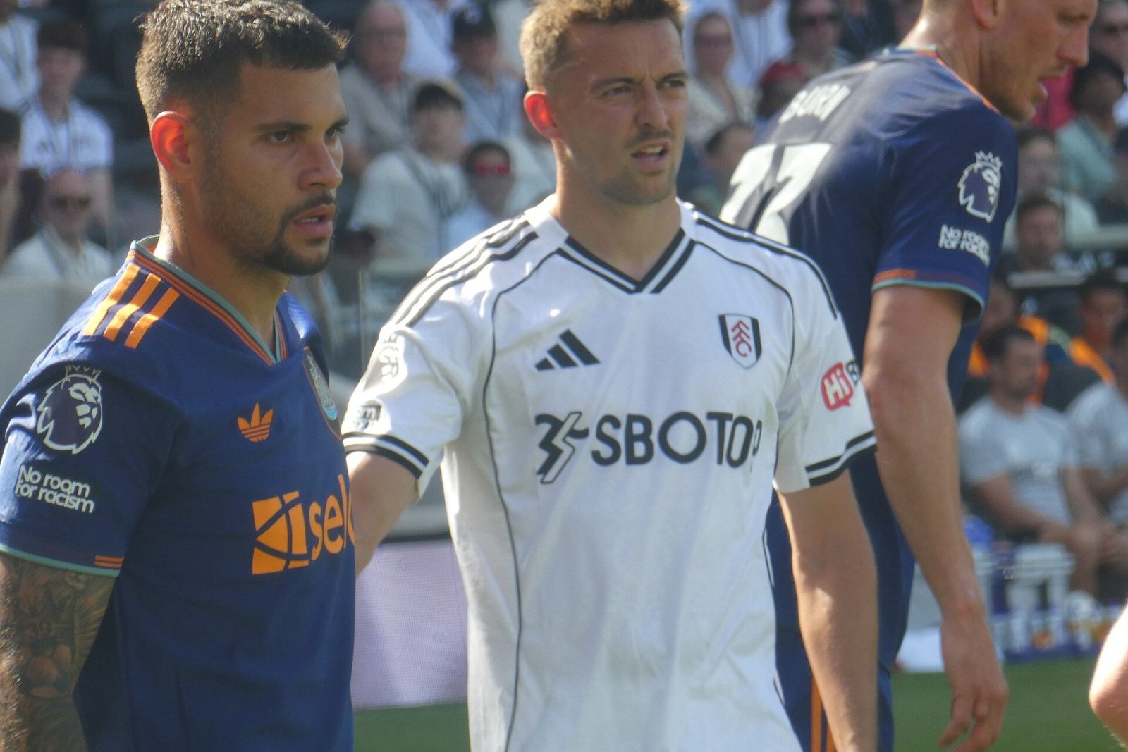 Guimarães dient transferverzoek in bij Newcastle, Arsenal bereidt hoger bod voor