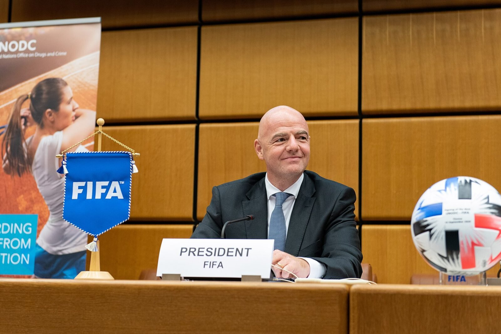 FIFA-baas Infantino beschuldigt critici van haatzaaien na 'succesvol WK'