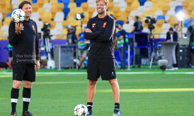 Duitse voetbalbond wil met Klopp om tafel voor bondscoachschap