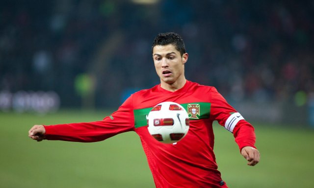 Ronaldo schrijft geschiedenis op zijn zesde WK: Portugal opent groepsfase tegen DR Congo