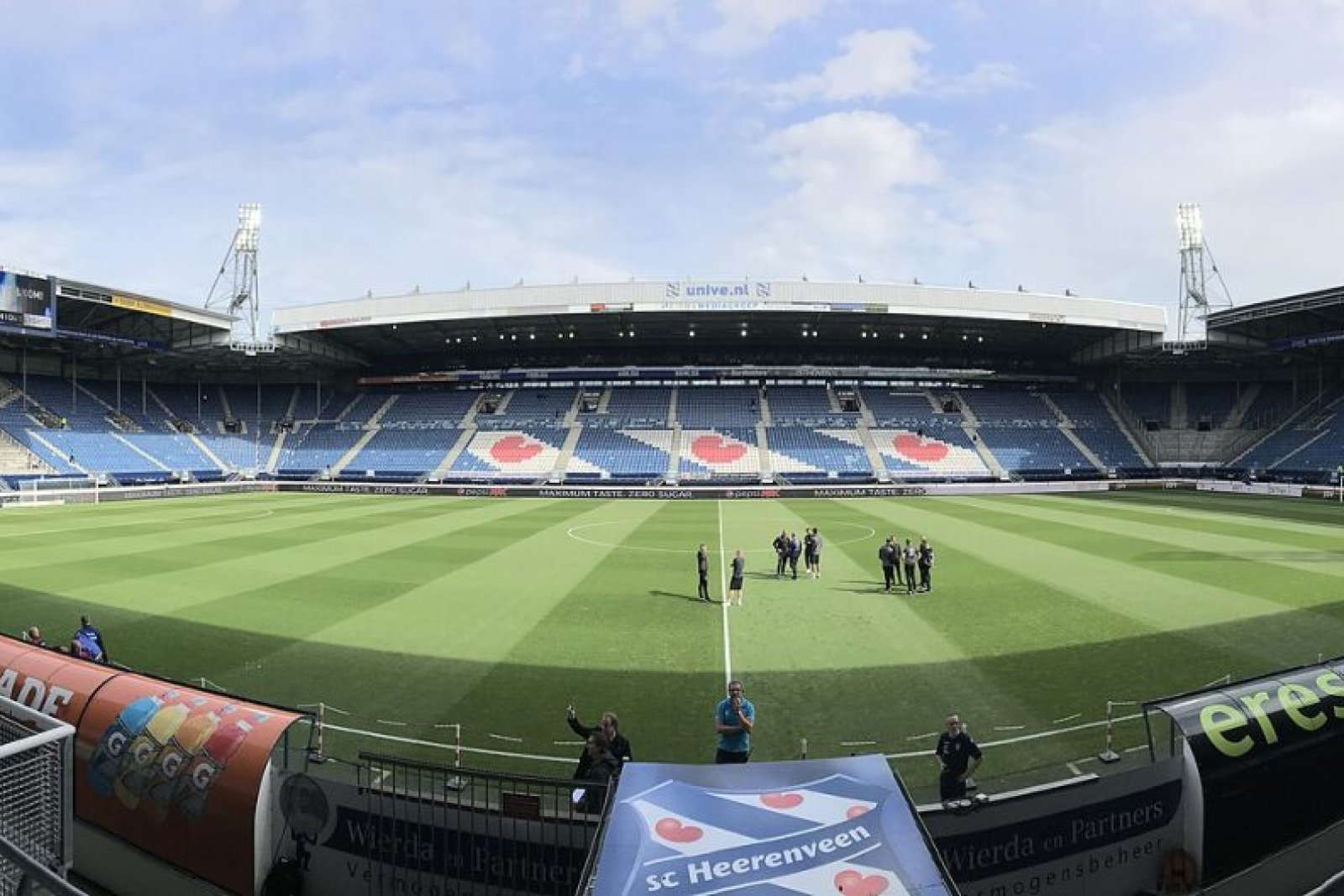 sc Heerenveen opent Eredivisie met zege op FC Twente na zenuwslopend begin