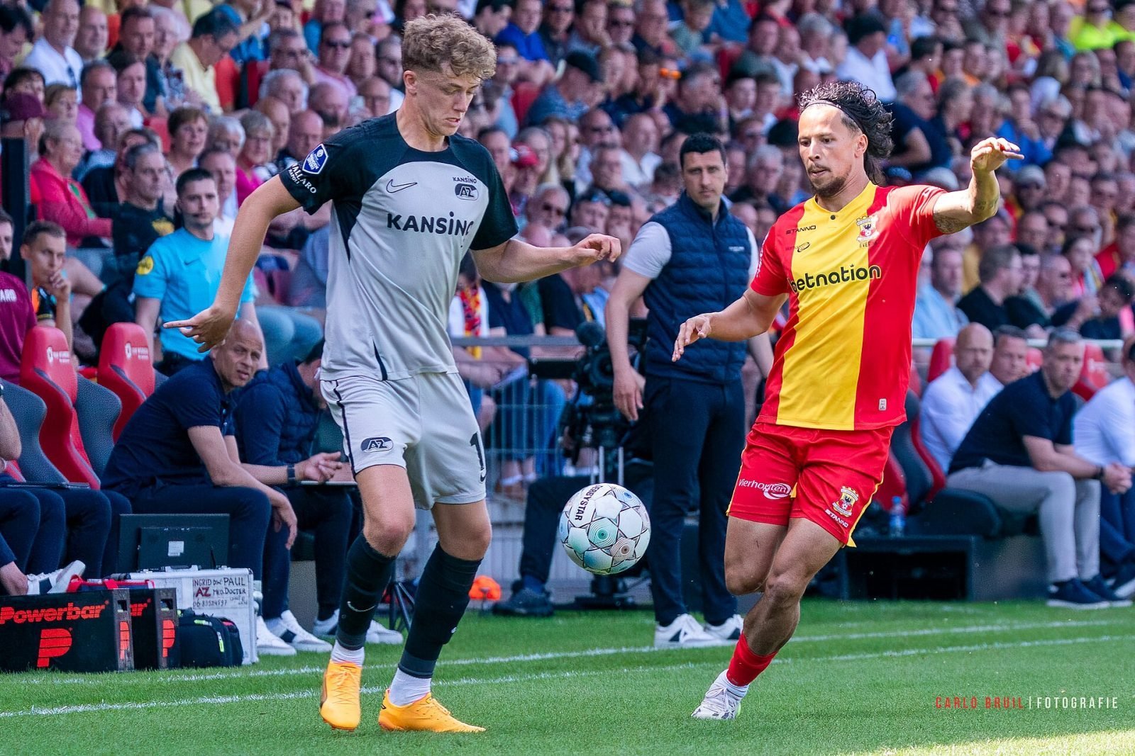 PSV krijgt forse concurrentie voor Sven Mijnans uit Italië en Duitsland