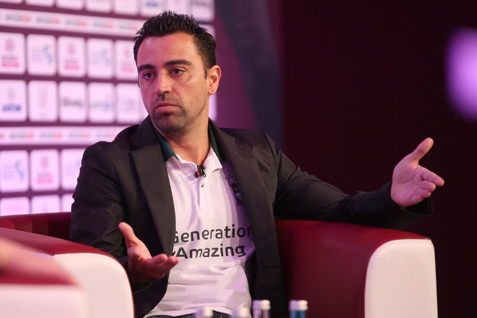 Janssen en Blind kritisch over Xavi als mogelijke bondscoach van Oranje